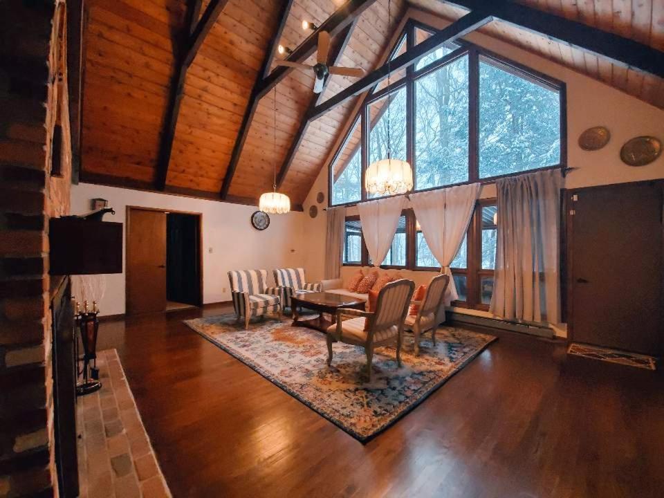 Walk To Pool & Beach - Spacious Gateway, Hot Tub, Game Room Pocono Country Place Zewnętrze zdjęcie