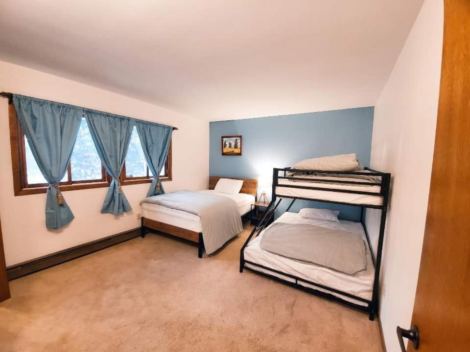 Walk To Pool & Beach - Spacious Gateway, Hot Tub, Game Room Pocono Country Place Zewnętrze zdjęcie